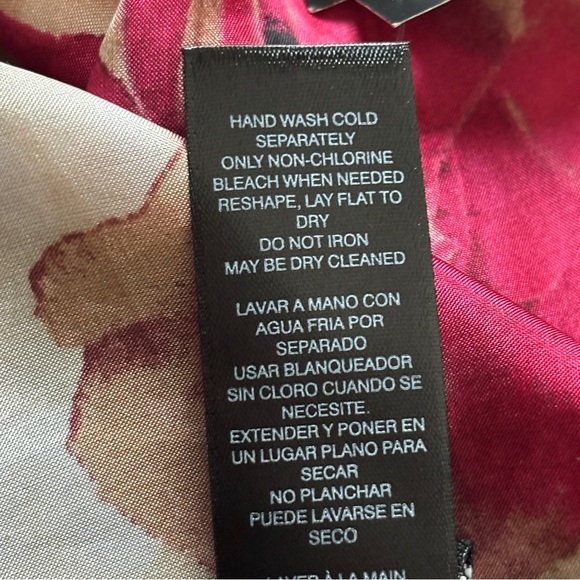 White House Black Market 6’ Silk Floral Rose Wrap Scarf Reversible NWT - Picture 11 of 11